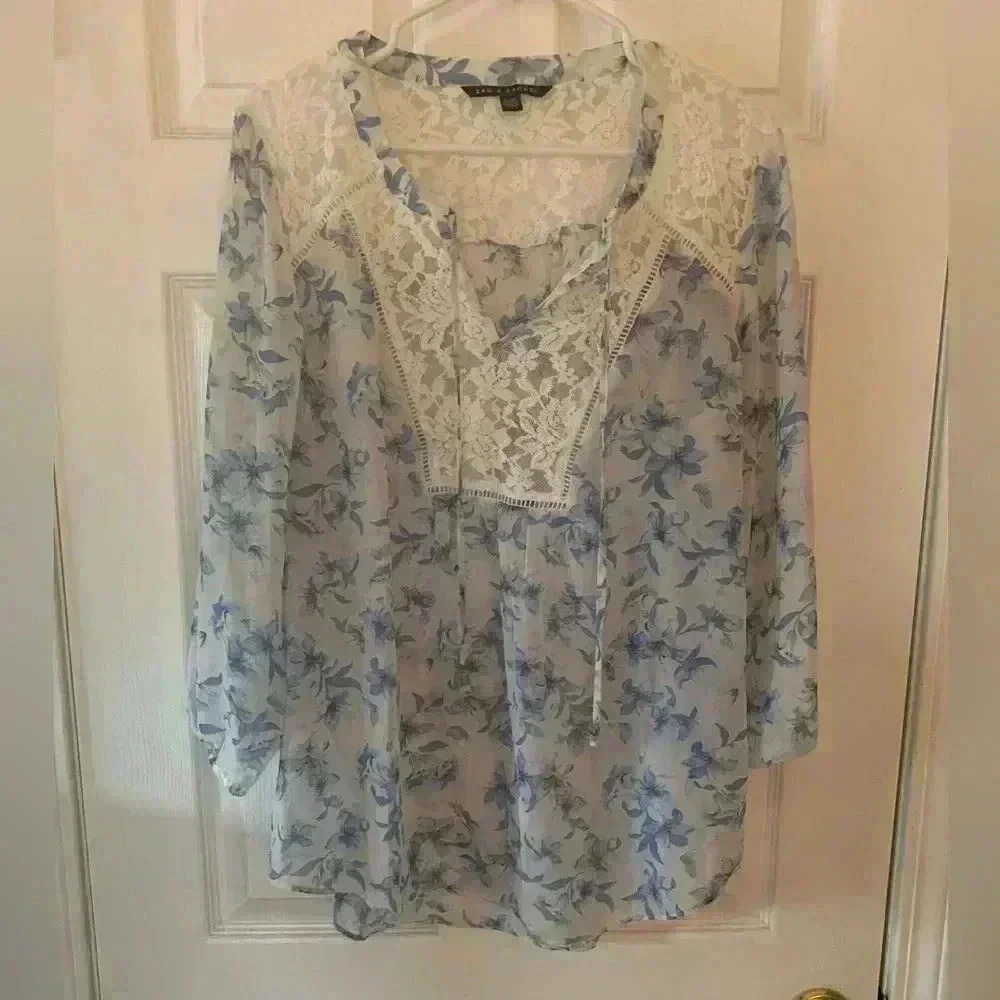 Woman’s Blue Floral Zac & Rachel Blouse